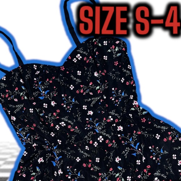 NWT: Unique Vintage - Black Floral Romper (SIZE SMALL - 4). - Picture 3 of 3